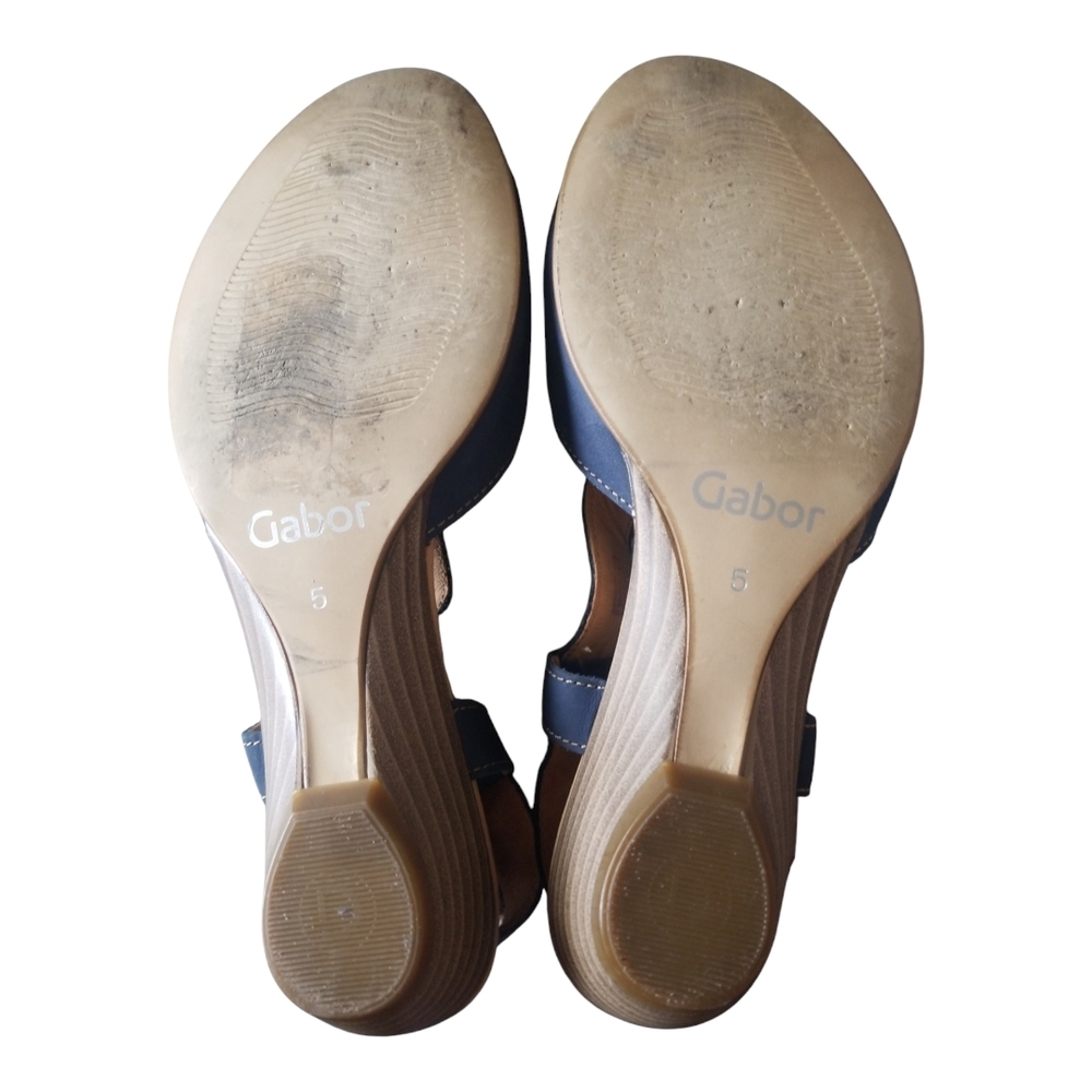 Gabor Blue and Tan Sandals T-Strap Casual Comfort - Picture 4 of 5
